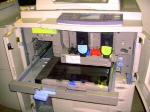 เครื่องพิมพ์เอกสาร ตัวช่วยสำคัญสำหรับบ้านและออฟฟิศยุคใหม่
